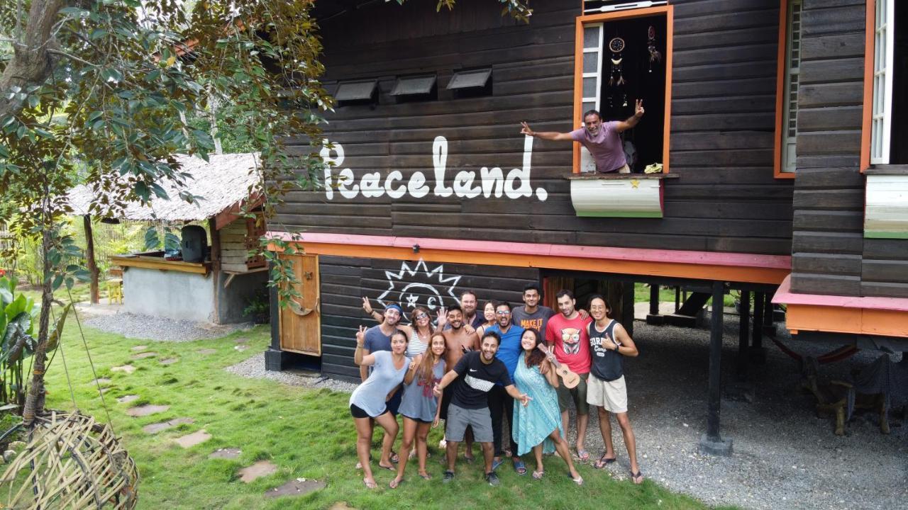 Peaceland Hostel بنغلاو المظهر الخارجي الصورة
