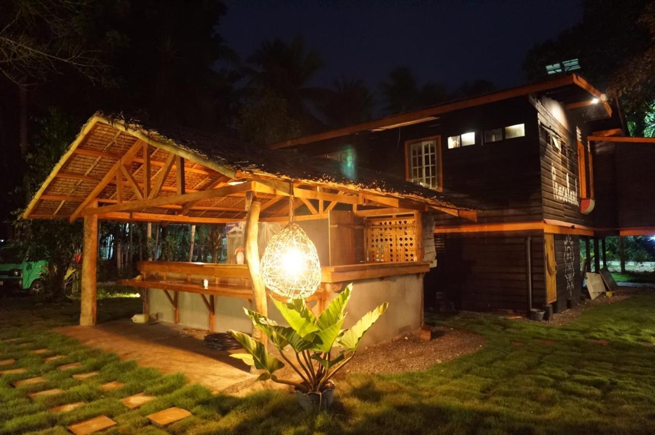 Peaceland Hostel بنغلاو المظهر الخارجي الصورة